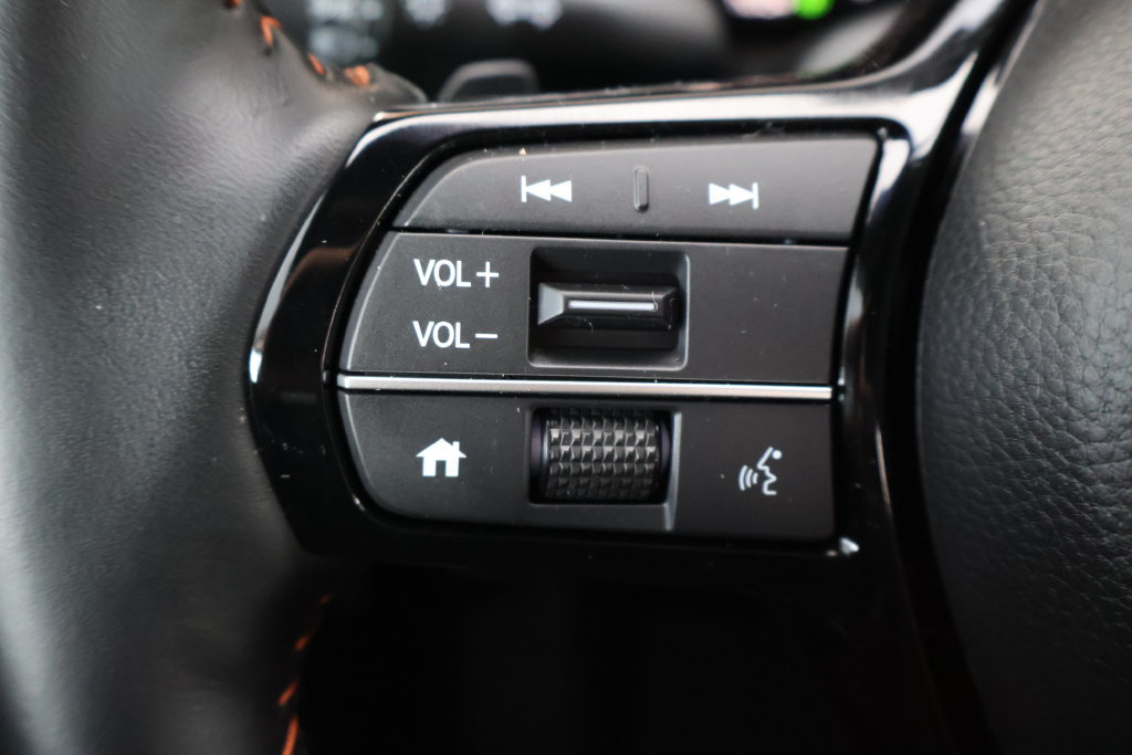 Used 2025 Honda CR-V Sport Touring image 32