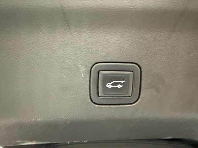 Used 2023 GMC Yukon Denali w/ Max Trailering Package AWD/4WD image 10