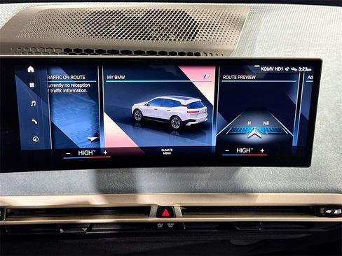 Used 2023 BMW iX xDrive50 w/ Sport Package image 24