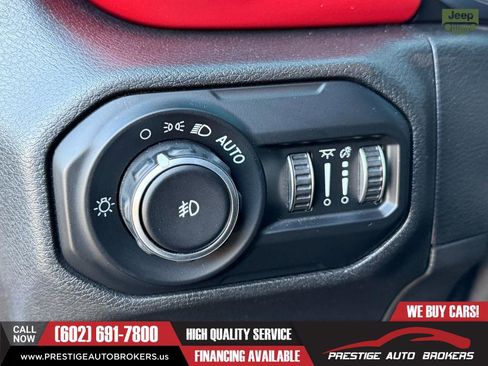 Used 2021 Jeep Wrangler Unlimited Rubicon image 41