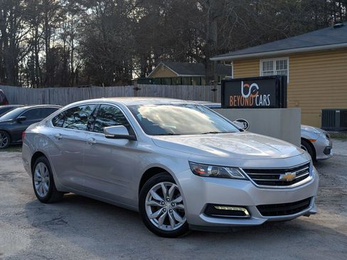 Used 2019 Chevrolet Impala LT FWD image 1