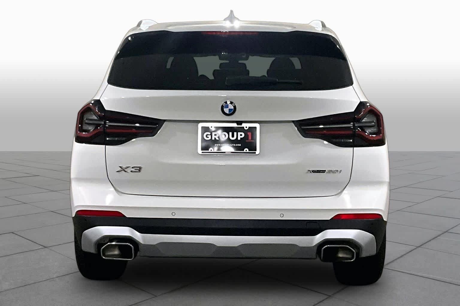 Used 2024 BMW X3 xDrive30i w/ Premium Package AWD/4WD image 4