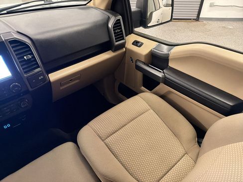 Used 2017 Ford F150 XLT w/ Equipment Group 302A Luxury image 26