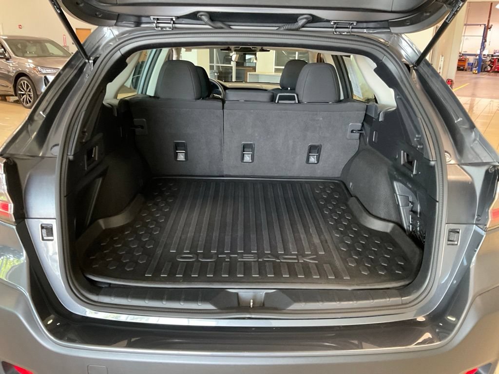 Used 2024 Subaru Outback AWD/4WD image 22