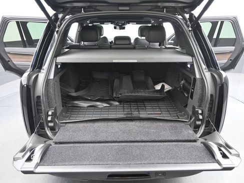 Used 2023 Land Rover Range Rover SE AWD/4WD image 17