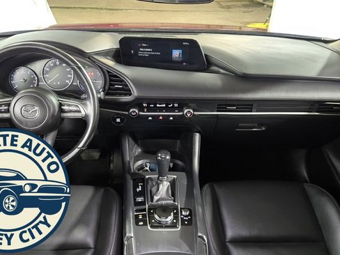 Used 2023 MAZDA MAZDA3 s image 23