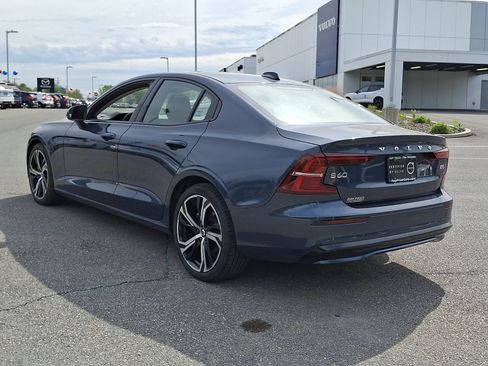 Used 2025 Volvo S60 B5 Core AWD/4WD image 4
