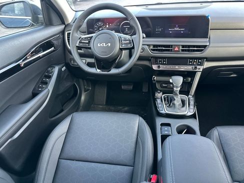 New 2026 Kia Seltos SX image 18