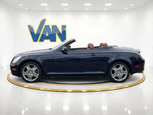Used 2008 Lexus SC 430 Convertible image 2