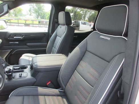 New 2026 GMC Sierra 1500 AT4X AWD/4WD image 12