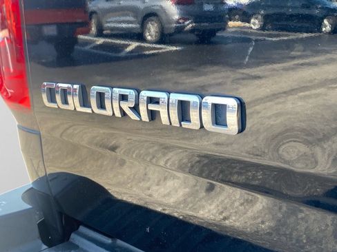 Used 2019 Chevrolet Colorado W/T w/ WT Convenience Package RWD image 11
