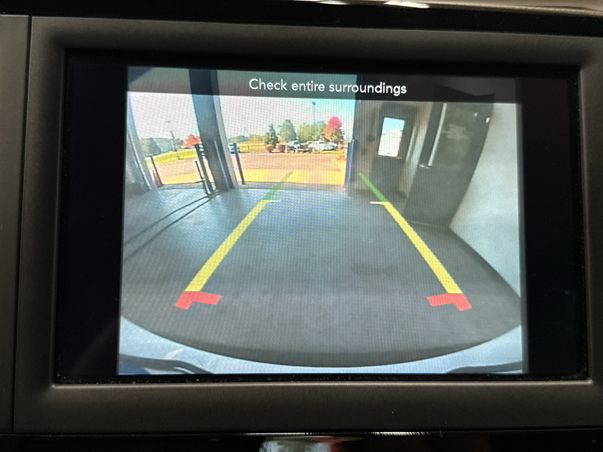 Used 2020 Chrysler Pacifica Touring-L FWD image 30