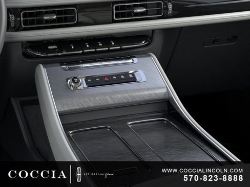 New 2026 Lincoln Aviator AWD image 15