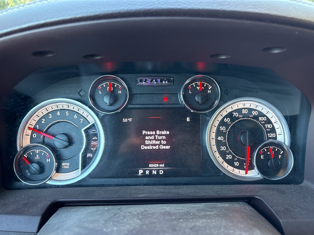 Used 2013 RAM 1500 Laramie w/ Convenience Group AWD/4WD image 8