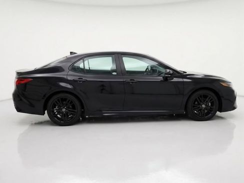 Used 2026 Toyota Camry Hybrid w/ Convenience Package FWD image 8
