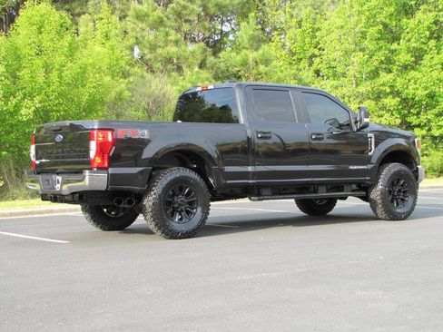 Used 2022 Ford F250 XL w/ STX Appearance Package image 6
