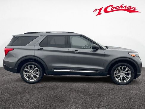 Used 2022 Ford Explorer XLT w/ Equipment Group 202A image 20