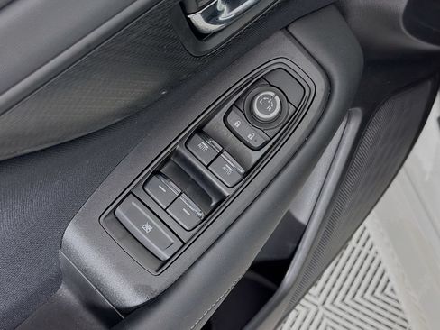 Used 2025 Subaru Legacy Premium AWD/4WD image 21