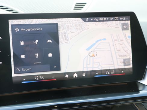 Certified 2025 BMW X1 xDrive28i w/ Convenience Package image 22