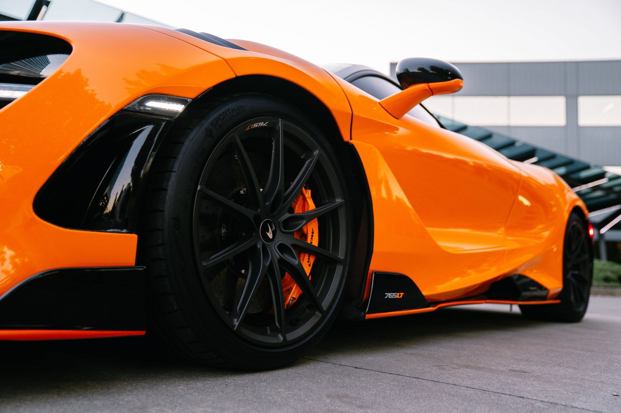 Used 2021 McLaren 765LT RWD image 26