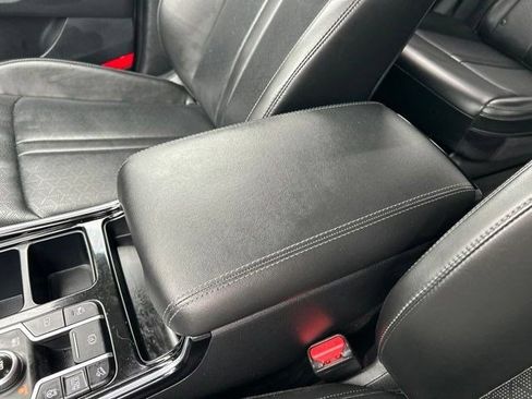 Used 2023 Kia Sorento SX AWD/4WD image 33