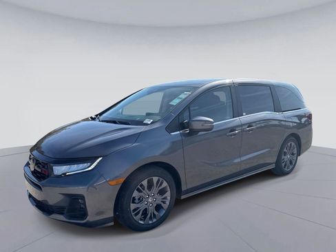 New 2026 Honda Odyssey Touring image 8