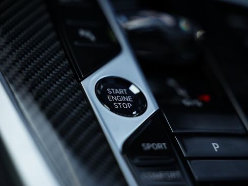 New 2026 BMW X5 M60i w/ Executive Package image 40