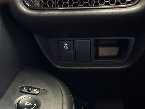 Used 2024 Honda HR-V LX image 37