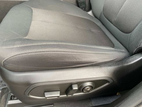 Used 2023 Jeep Grand Cherokee L Laredo image 21