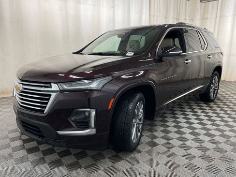 Used 2023 Chevrolet Traverse Premier w/ LPO, Floor Liner Package AWD/4WD image 19