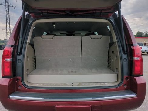 Used 2019 Chevrolet Tahoe Premier AWD/4WD image 34