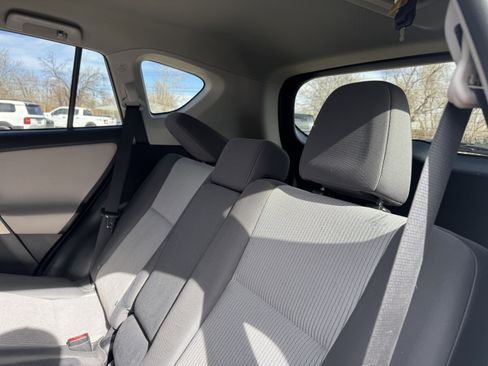 Used 2014 Toyota RAV4 LE image 15