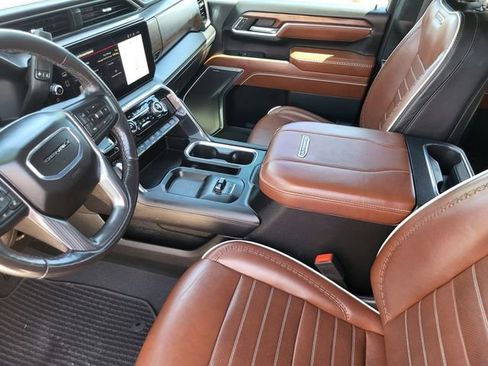 Used 2024 GMC Sierra 2500 Denali Ultimate w/ Max Trailering Package AWD/4WD image 15