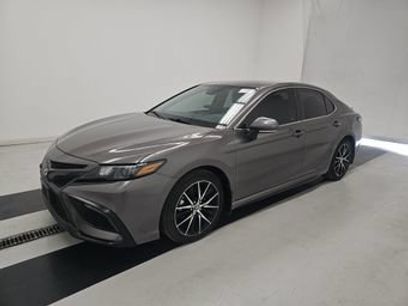 Used 2023 Toyota Camry SE w/ Convenience Package