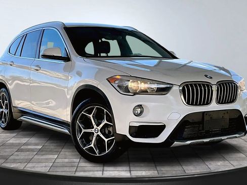 Used 2018 BMW X1 xDrive28i AWD/4WD image 3