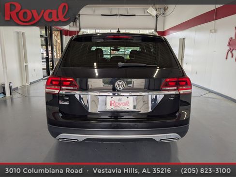 Used 2018 Volkswagen Atlas SE image 3