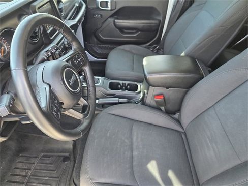 Used 2023 Jeep Wrangler Sport S image 9