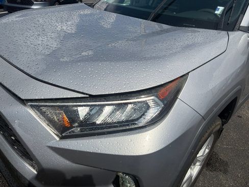 Used 2020 Toyota RAV4 XLE FWD image 18