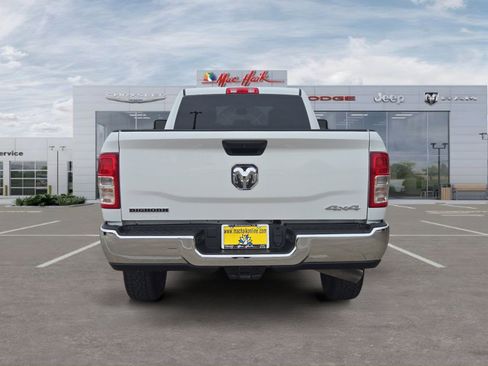 Used 2024 RAM 3500 Big Horn AWD/4WD image 4