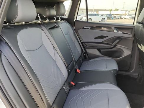 New 2026 Volkswagen Tiguan SE R-Line image 18