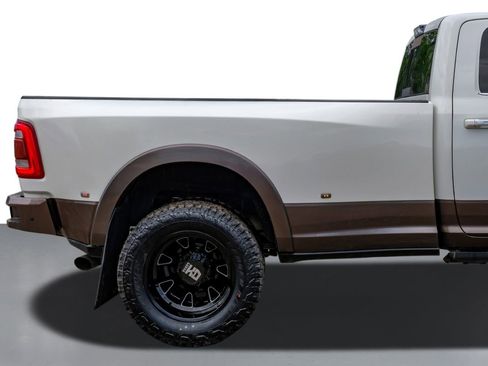 Used 2019 RAM 3500 Limited image 7