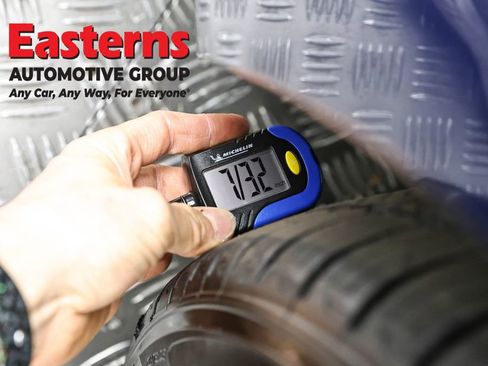 Used 2021 Tesla Model 3 Standard Range Plus image 23