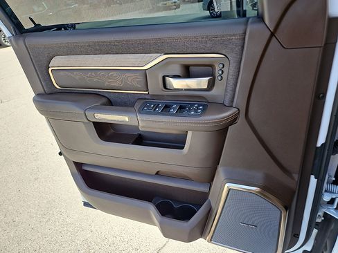 Used 2025 RAM 2500 Limited image 13