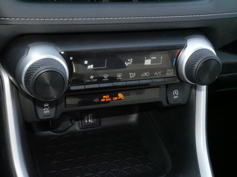 Certified 2023 Toyota RAV4 LE image 23