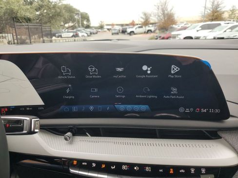 New 2026 Cadillac Optiq Sport 1 image 39