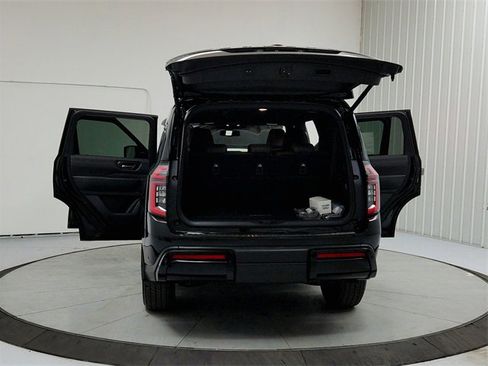 New 2026 Nissan Armada SL w/ Captain's Chari Seat Package image 14