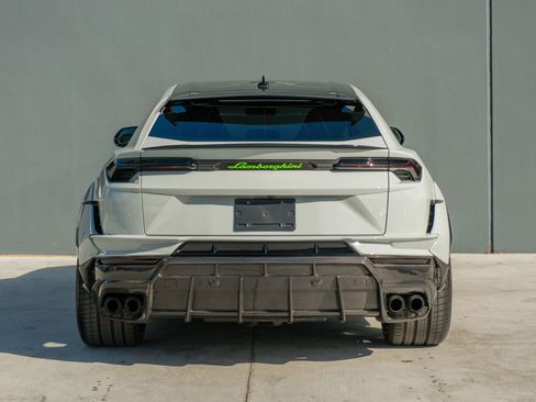 Used 2024 Lamborghini Urus Performante image 9