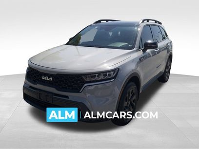 Used 2023 Kia Sorento S w/ Panoramic Sunroof Package