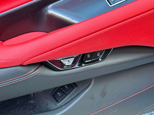 Used 2024 Chevrolet Corvette Stingray Preferred Cpe w/ Z51 Performance Package RWD image 37