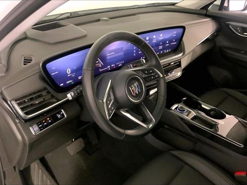 Used 2025 Buick Envision Preferred AWD/4WD image 14